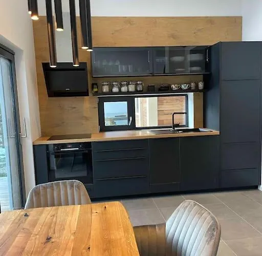 Alpine Wooden With A View * גוזד מרטולז'ק