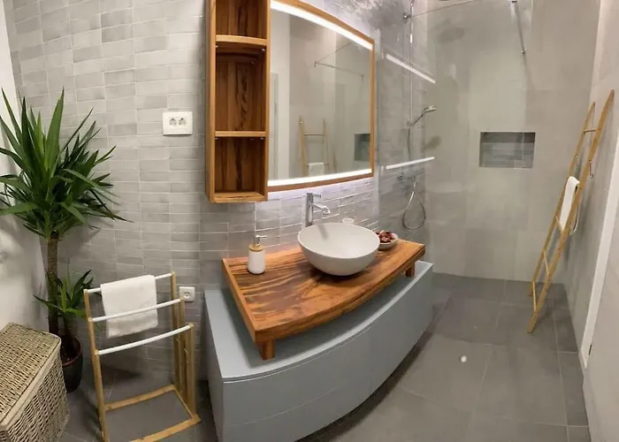 וילה Alpine Wooden With A View גוזד מרטולז'ק