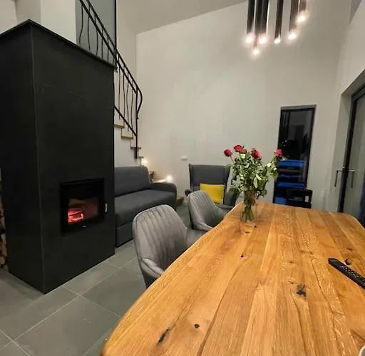 Alpine Wooden With A View גוזד מרטולז'ק